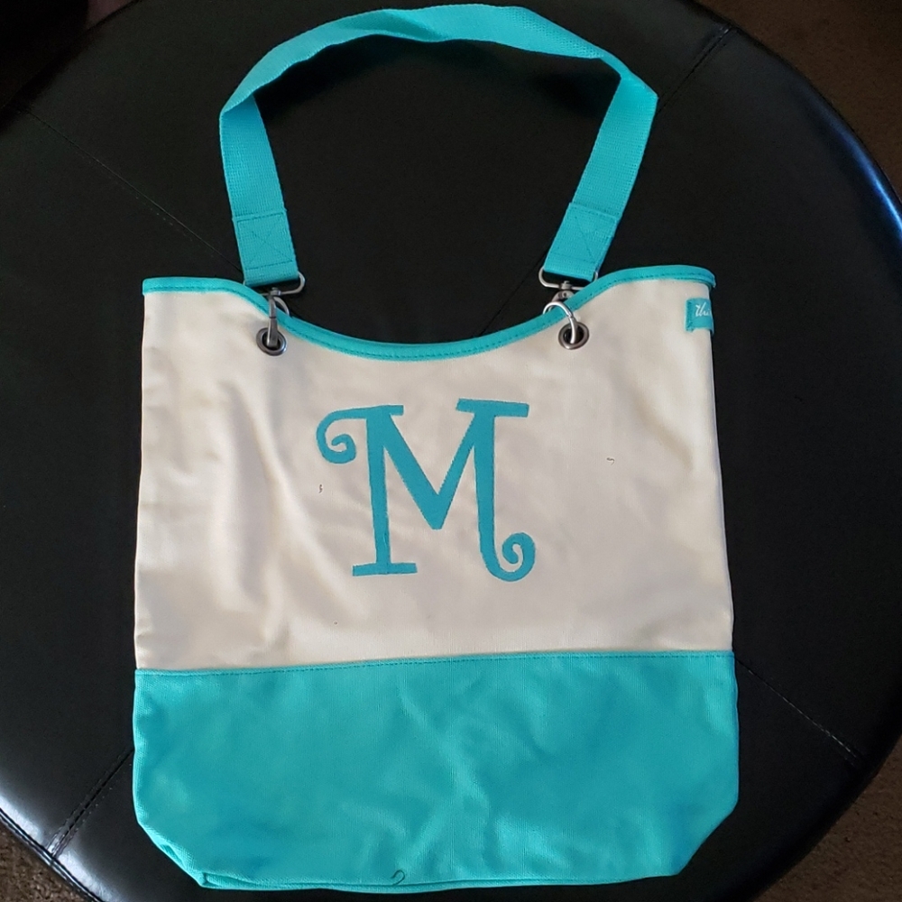 Thirty one canvas crew carry all